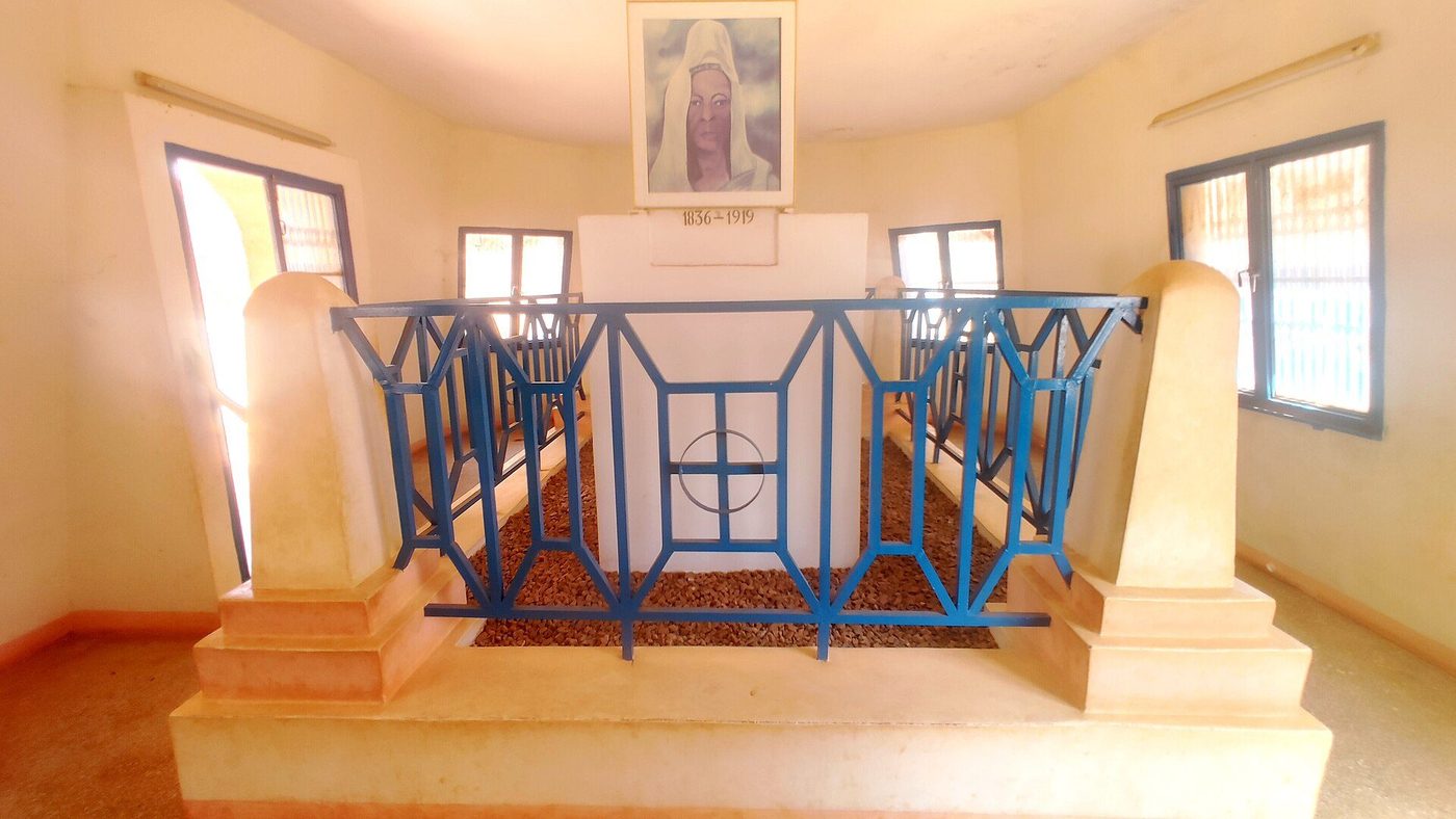 Mausolée Guimbi Ouattara